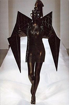 a77d4cd5d1c48b33900d175a782199d7--gareth-pugh-avantgarde